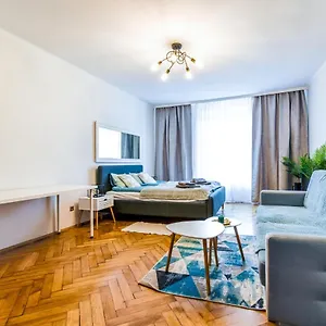 https://royal-flat-old-town.krakowhotelspoland.com