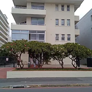 https://blue-waters-cape-town.hotels-capetown.com